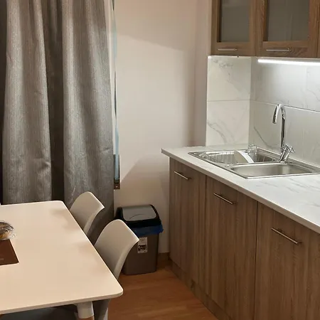 Close To The Centre Apartment